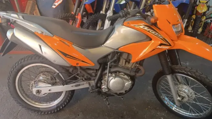Vendo moto Honda NXR 150 Bros KS 2010