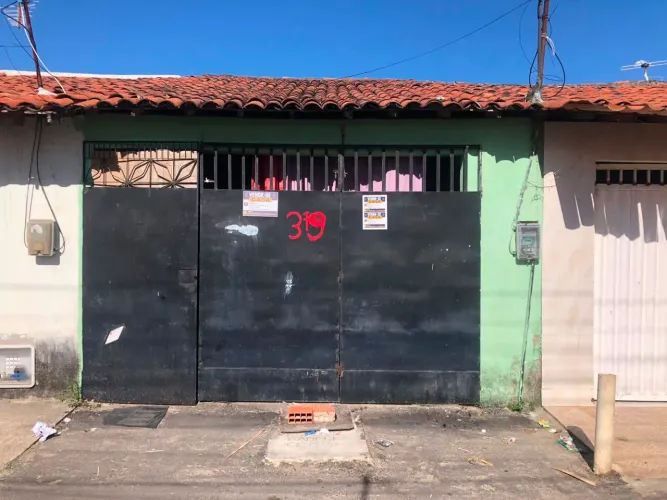 Vende-se casa na granja Lisboa