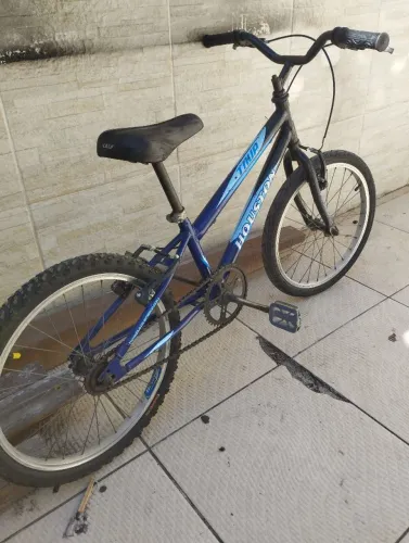 Bicicleta aro 20 menino