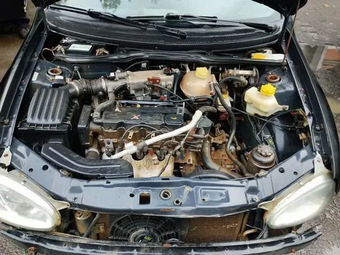 Corsa sucata para venda de peças