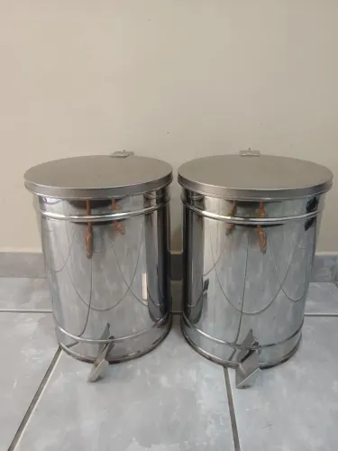Lixeiro de Inox