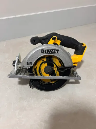 Serra sem fio DEWALT