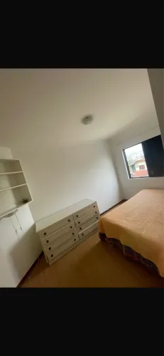 Excelente apartamento para locação anual em Jurerê