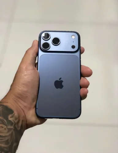 17 pro max ( 1 ano de garantia Apple )