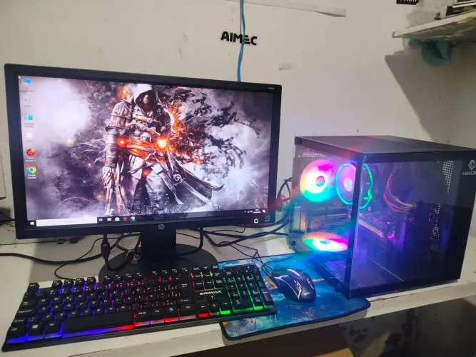 PC GAMER COMPLETO I3 7 GERAÇÃO SSD TELA 19 POLEGADAS 
