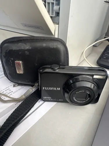 Máquina Fotográfica Fujifilm Finepix L50