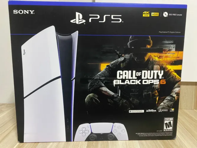 PS5 Slim Digital 1TB CFI-2015 + Call of Duty Black Ops 6 | Usado 2x