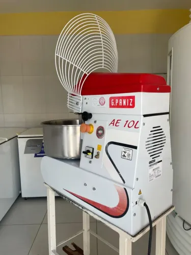 Amassadeira Espiral 10L 220 Volts/ Novíssimo