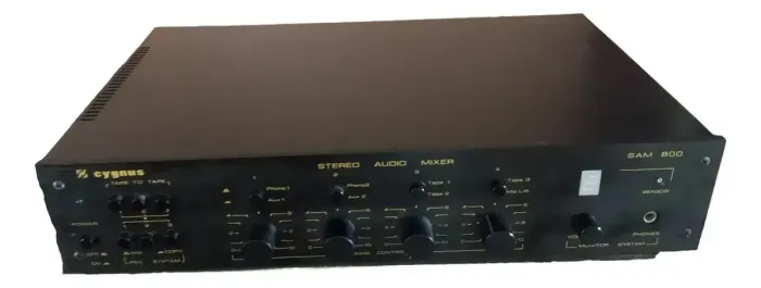 Mixer De Áudio Cygnus Sam 800 Black Clássico Profissional # (Usado)