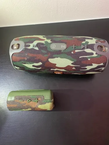 VENDO 2 CAIXAS DE SOM - JBL GRANDE + PEQUENA