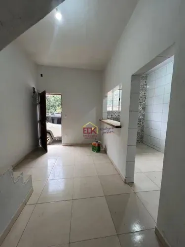 Sobrado com 2 dormitórios à venda, 50 m² por R$ 150.000,00 - Zona Rural - Paraibuna/SP