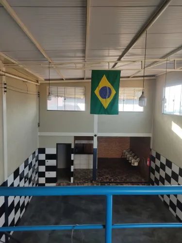 Galpão com mezanino