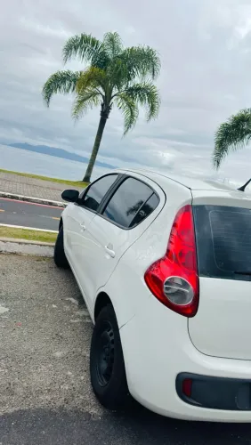 Fiat Palio Attractive 1.0 EVO Fire Flex 8V 5P 2013