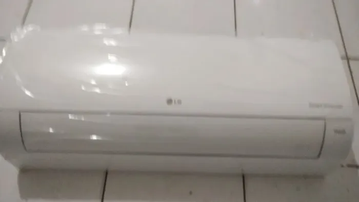 Vendo evaporadora de ar condicionado novo lacrado nunca usado marca LG 