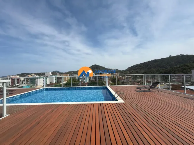STUDIO NOVO NA PRAIA DAS TONINHAS.