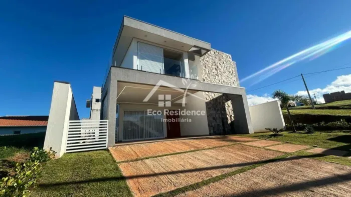 Sobrado Alto Padrão com 4 dormitórios à venda, 250 m² por R$ 1.800.000 - Ninho Verde II -