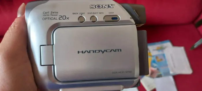 Mini Filmadora Sony Handycam DCR-HC21 NTSC - Nova, na Caixa! (Nunca Usada)