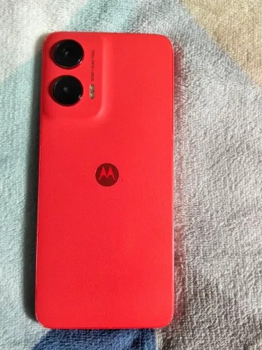 Celular moto G 35 - Coral