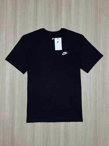 Camiseta Nike Club Original (Preto)