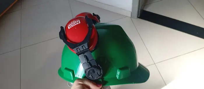 Capacete epi de segurança msa com abafador