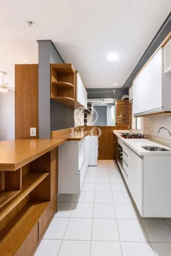 Apartamento com 3 quartos e 70m² à venda em Humaitá, Porto Alegre.