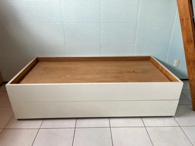 CAMA BICAMA