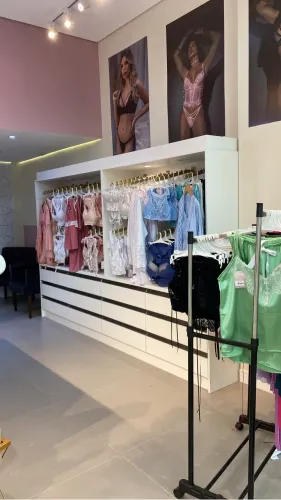 Vendo uma loja completa