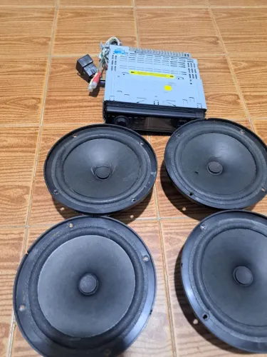 Vendo radio original Ford Fiesta
