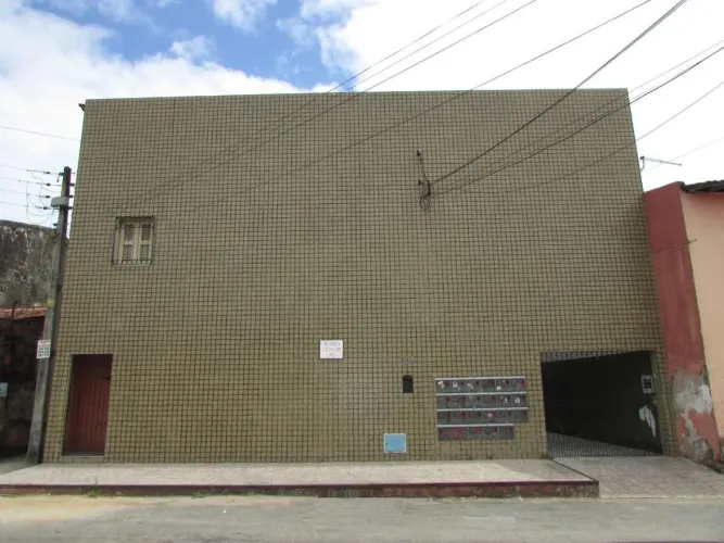 Apartamento com 2 quartos no bairro Jardim Guanabara em Fortaleza, CE