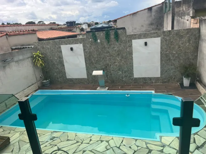 Alugou espaço piscina