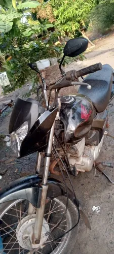 Moto titan