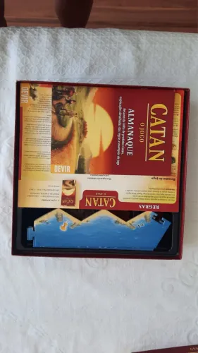 Jogo Catan + extensão cidades e cavaleiros 