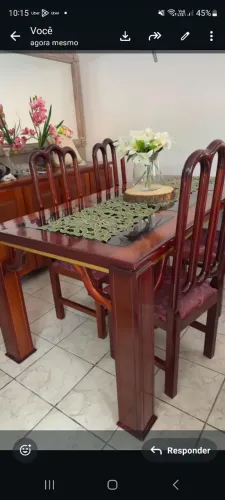 MESA RETRO 4 CADEIRAS DE MADEIRA E VIDRO