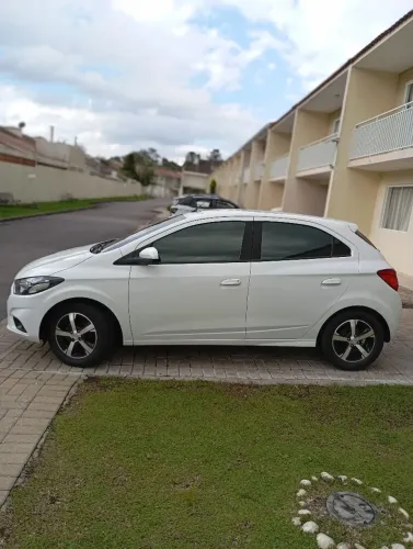 Chevrolet Onix Hatch LTZ 1.4 8V Flex Aut. 4P 2018