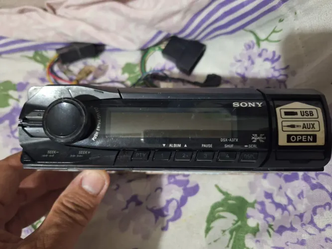 Rádio automotivo Sony DSX-A37X - reprodutor de mídia digital 