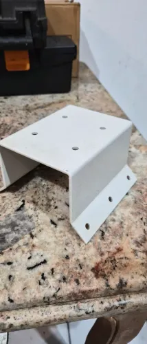 Suporte de canto para câmera dome