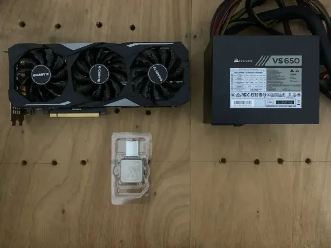 Placa De Vídeo Gigabyte Rtx 2070 Super - Amd Ryzen 5 3600x - Corsair VS650