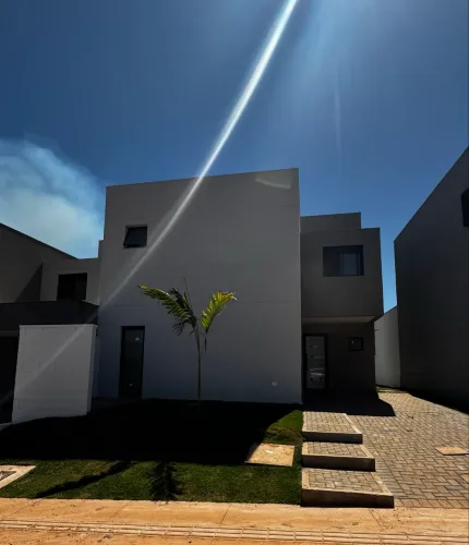 Sobrado novo 3 suítes + office no Jardins Berlim - ágio R$ 295 mil (chaves já pagas!)