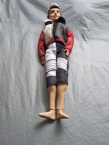 BONECO CARLOS DECENDENTE DISNEY