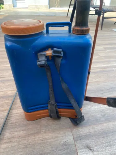 Pulverizador de costas