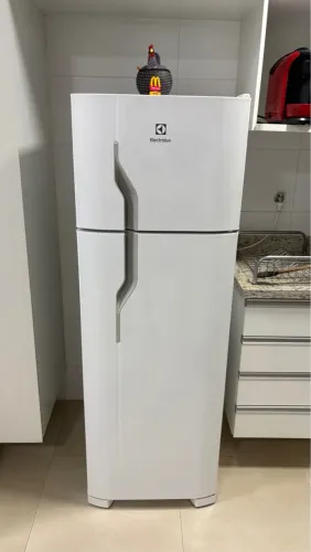 Geladeira Electrolux Duplex cycle defrost