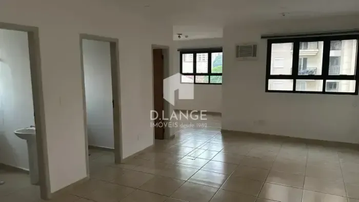 Sala comercial para locação no bairro Vila Itapura em Campinas - SP