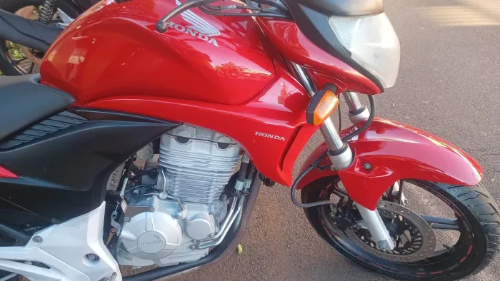 Cb 300