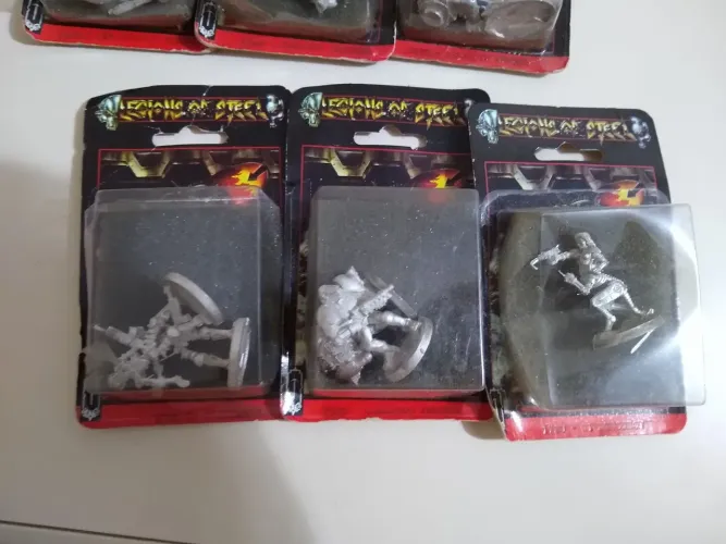 Conjunto Miniaturas Legions of Steel Lacradas - Lote 13