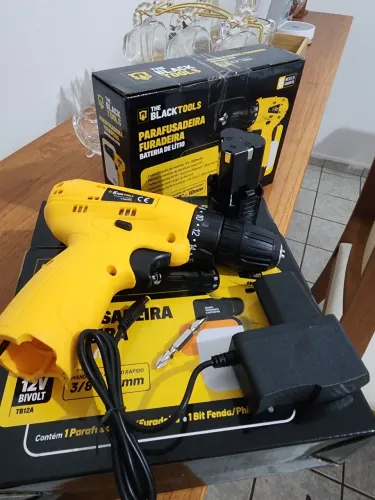 Parafusadeira Furadeira The Black Tools TB12A 