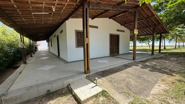 Casa beira mar a venda em Japaratinga