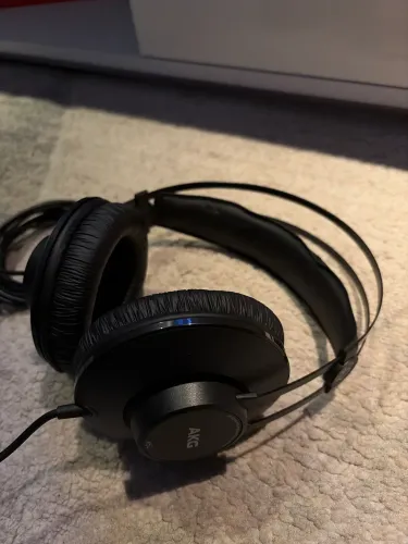Fone de Ouvido AKG K52