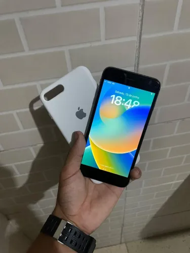 iPhone 8 Plus Preto 128GB - Touch ID OK - iCloud Livre - Aceito Cartão