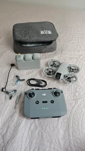 Drone Dji Neo  Fly More Combo 