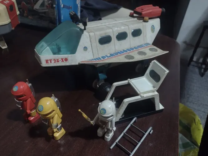 Playmo space transporte lunar
